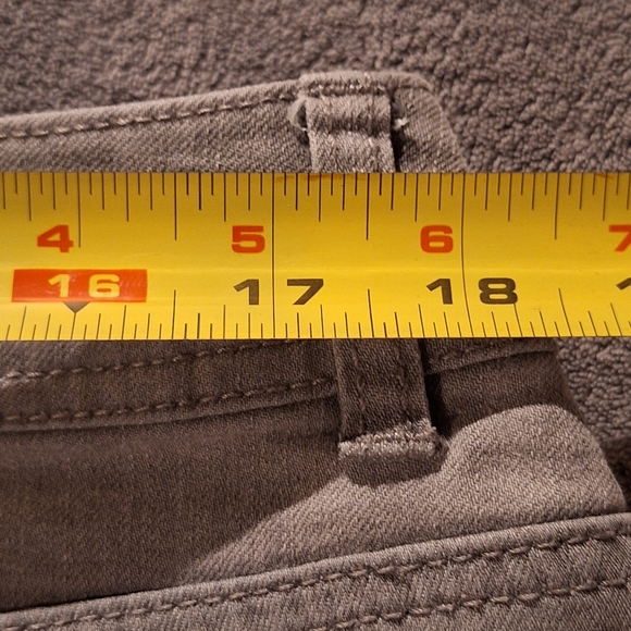 Chicos Pants Jeans Stretch Womens 3 Short 36 X 29 Light Gray Glitter Dot Sparkle - Picture 12 of 13